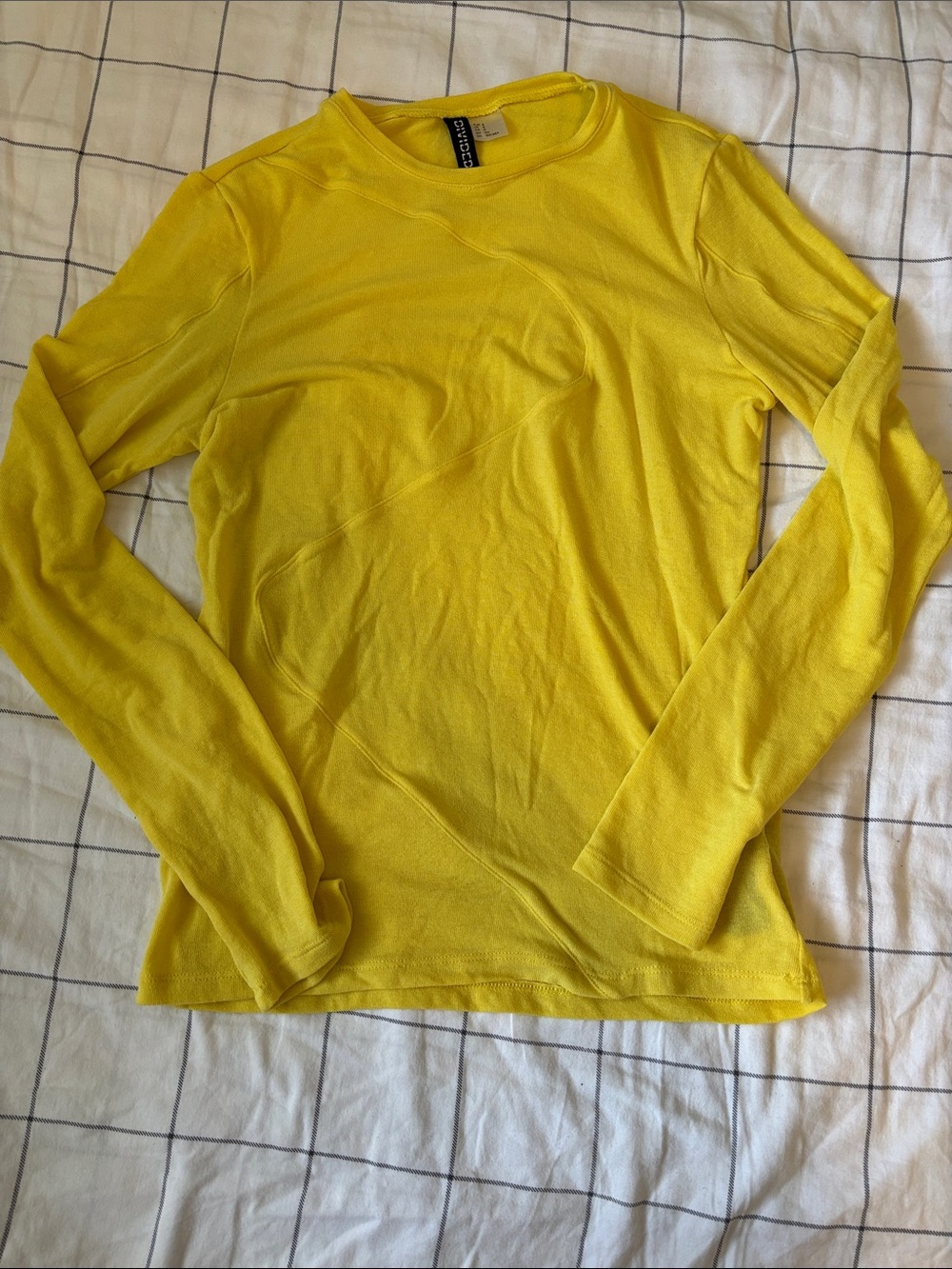 H and M divided women’s long sleeve never worn